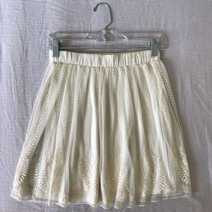 ❌ SOLD | Urban Outfitters cream/ivory skirt